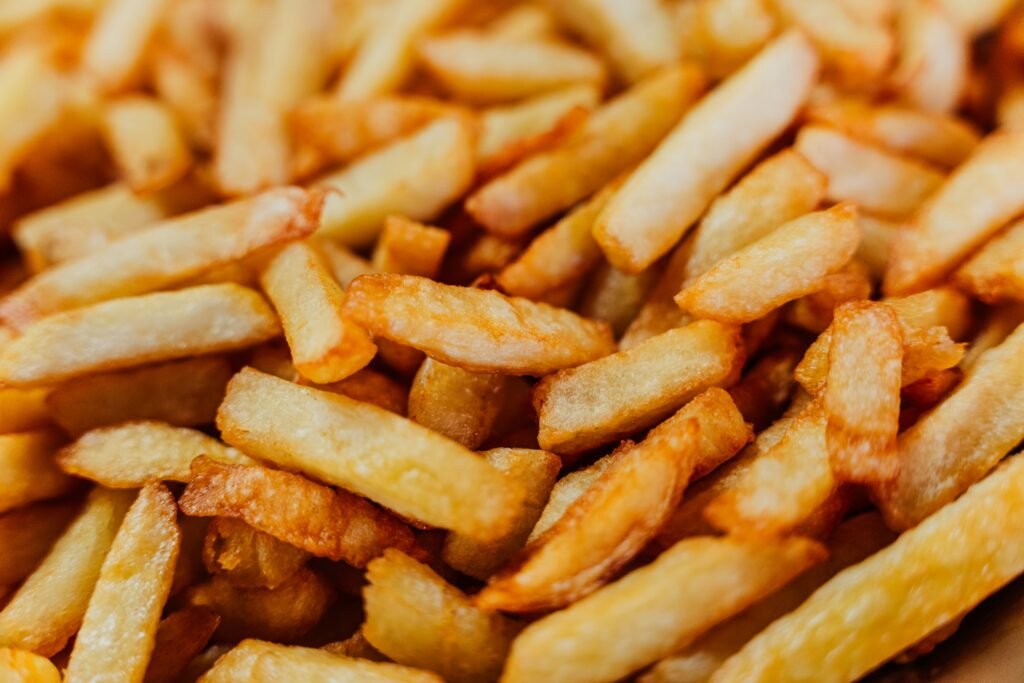 Crispy Straight Cut French Fries (2.5 KG Jumbo Pack)