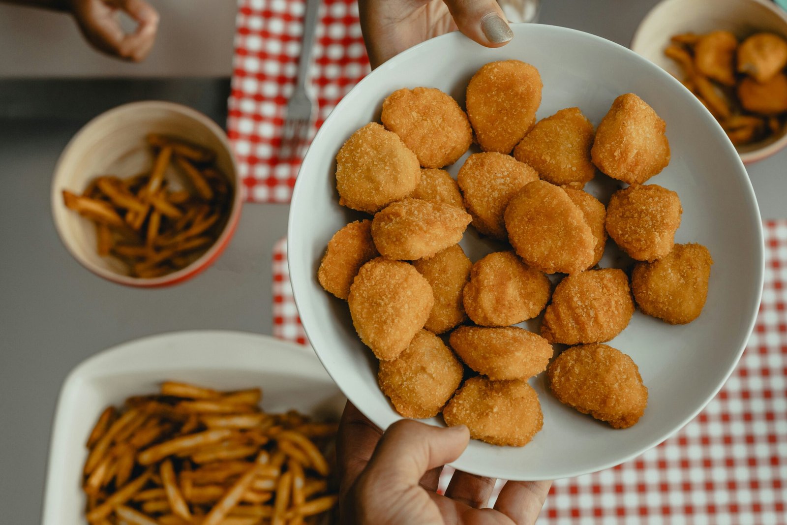 Premium Crispy Chicken Nuggets (1 KG Pack)